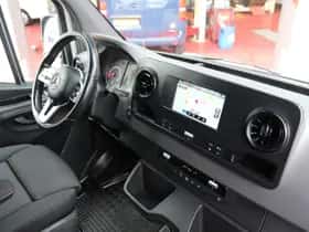 Mercedes-Benz Sprinter (2019) thumbnail 4