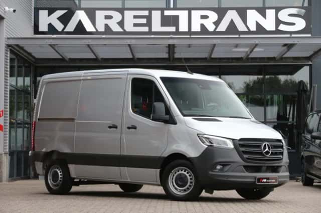 Mercedes-Benz Sprinter (2019) thumbnail 1