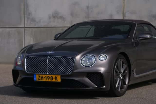 Bentley Continental GTC (2019) thumbnail 23