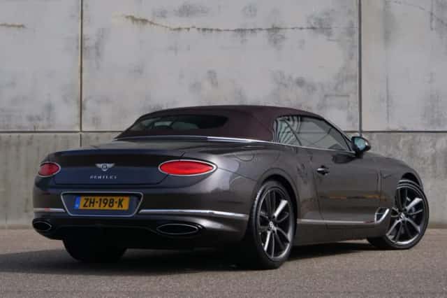 Bentley Continental GTC (2019) thumbnail 28