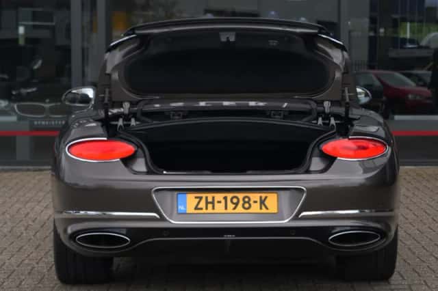 Bentley Continental GTC (2019) thumbnail 4