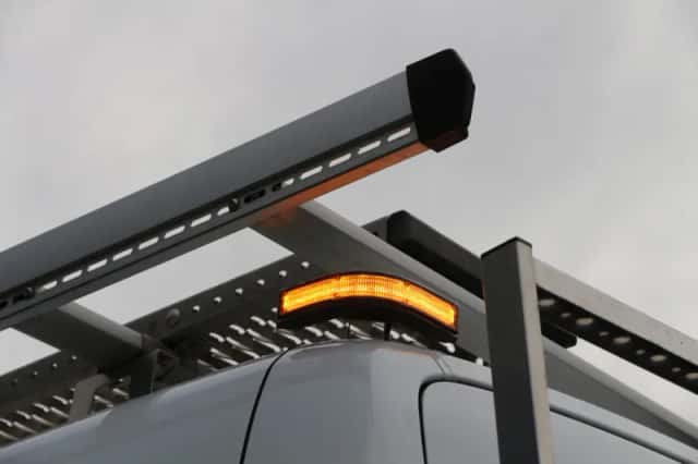Mercedes-Benz Sprinter (2021) thumbnail 11