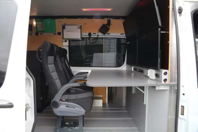 Mercedes-Benz Sprinter (2021) thumbnail 22