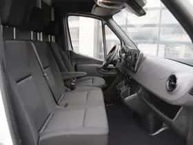 Mercedes-Benz Sprinter (2021) thumbnail 9