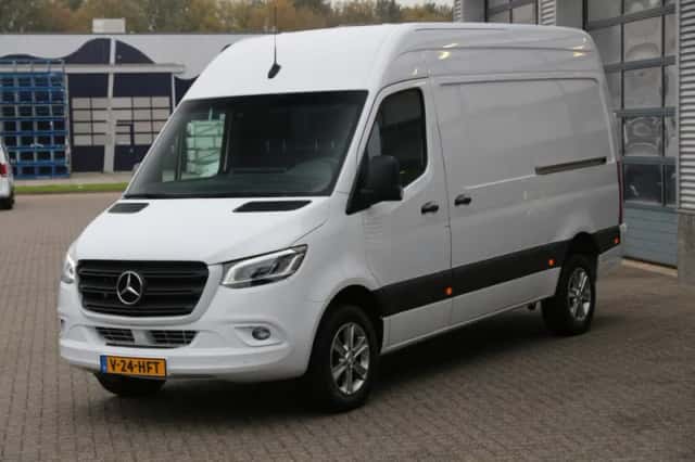 Mercedes-Benz Sprinter (2021) thumbnail 12