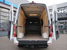 Mercedes-Benz Sprinter (2021) thumbnail 3