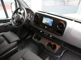 Mercedes-Benz Sprinter (2021) thumbnail 5