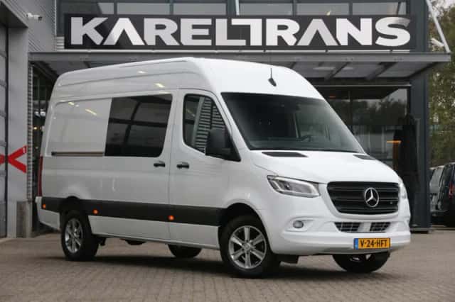 Mercedes-Benz Sprinter (2021) thumbnail 1