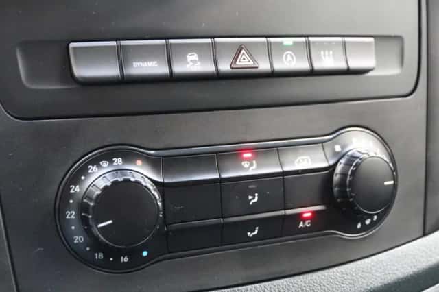 Mercedes-Benz Vito (2023) thumbnail 16