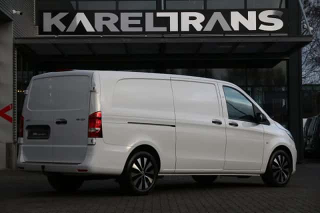 Mercedes-Benz Vito (2023) thumbnail 8