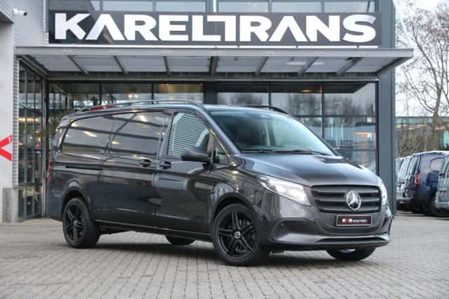 Mercedes-Benz Vito (2024) thumbnail 1