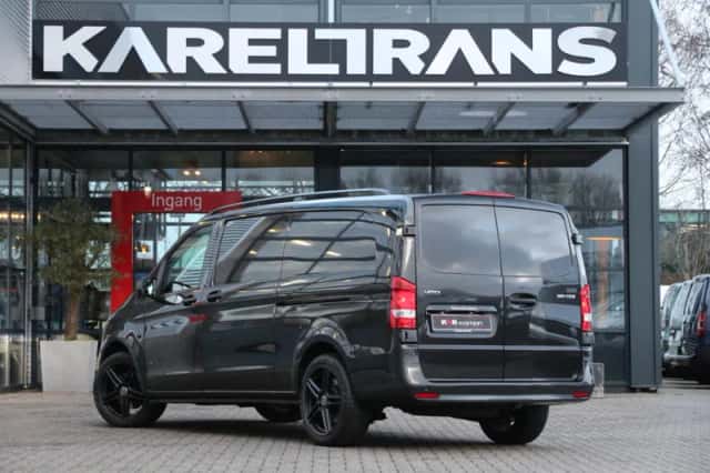 Mercedes-Benz Vito (2024) thumbnail 2