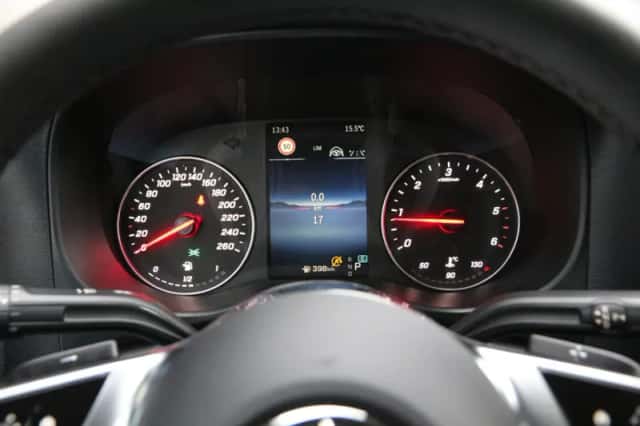 Mercedes-Benz Vito (2024) thumbnail 7