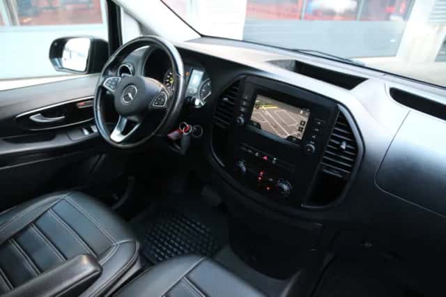 Mercedes-Benz Vito (2020) thumbnail 5