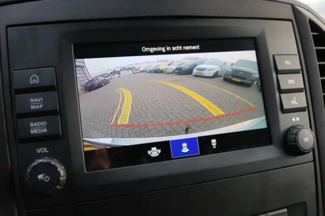 Mercedes-Benz Vito (2023) thumbnail 16