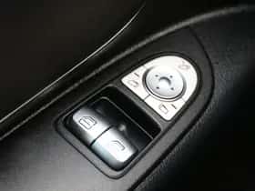 Mercedes-Benz Vito (2023) thumbnail 24