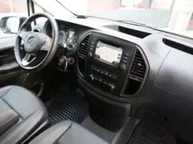Mercedes-Benz Vito (2023) thumbnail 5