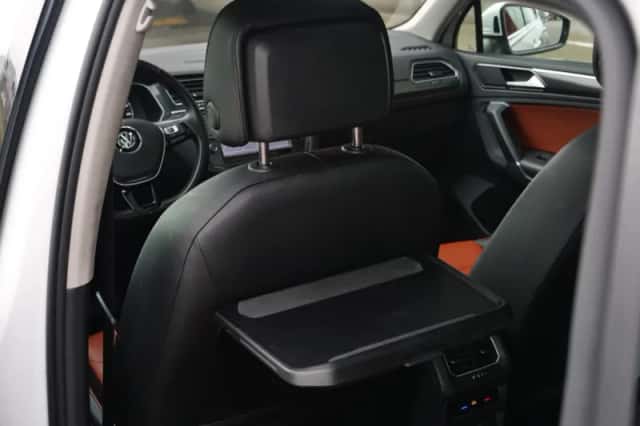 Volkswagen Tiguan (2016) thumbnail 26