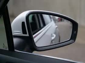 Volkswagen Tiguan (2016) thumbnail 29