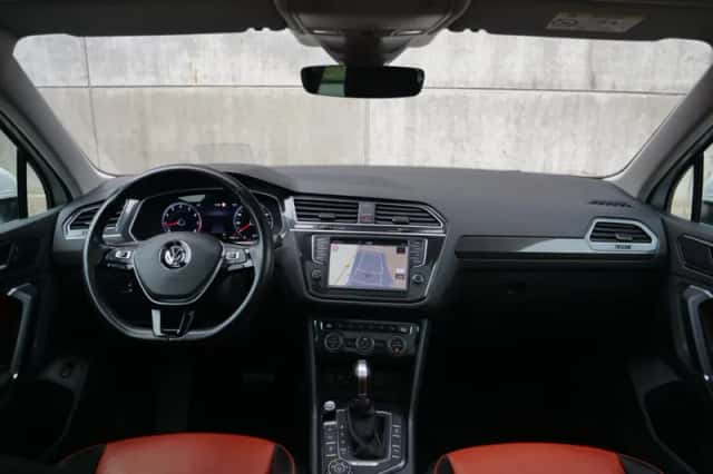 Volkswagen Tiguan (2016) thumbnail 4
