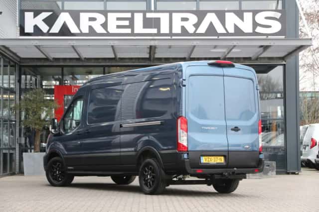 Ford Transit (2024) thumbnail 2