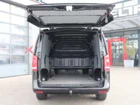 Mercedes-Benz Vito (2019) thumbnail 3