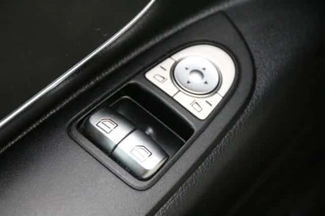 Mercedes-Benz Vito (2019) thumbnail 21