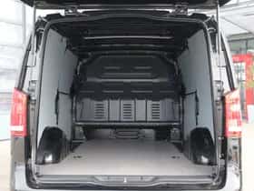 Mercedes-Benz Vito (2019) thumbnail 4