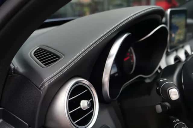 Mercedes-Benz C-Klasse (2016) thumbnail 6