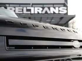 Land Rover Defender (2023) thumbnail 15