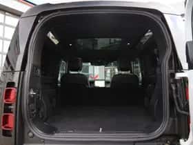 Land Rover Defender (2023) thumbnail 4