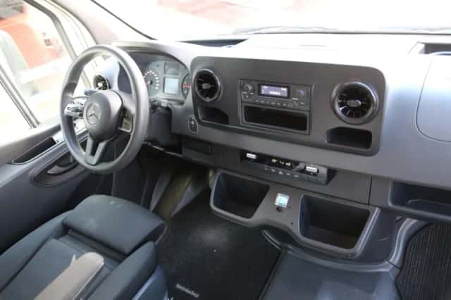 Mercedes-Benz Sprinter (2019) thumbnail 6
