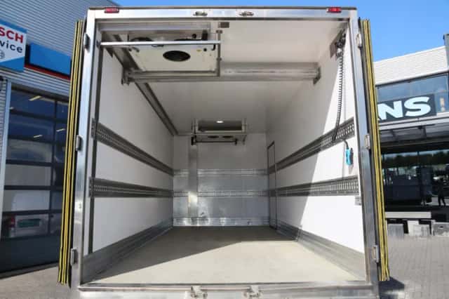 Mercedes-Benz Sprinter (2019) thumbnail 4