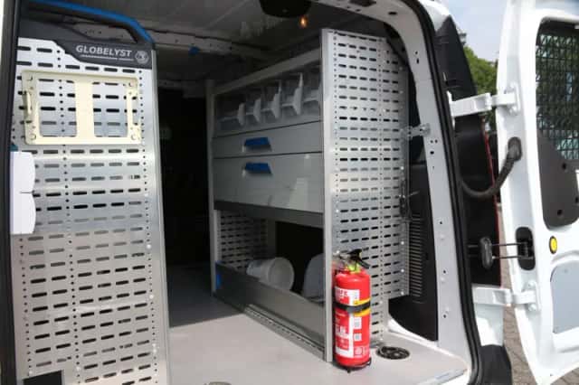 Ford Transit Connect (2018) thumbnail 18