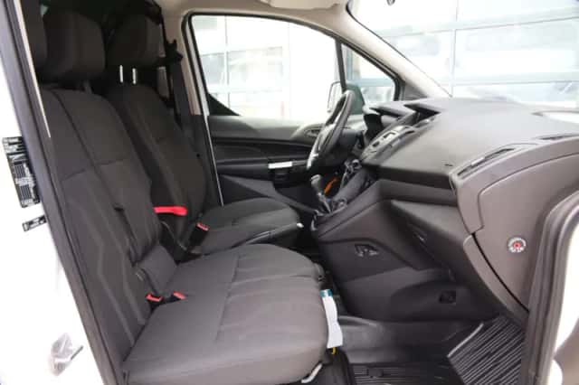Ford Transit Connect (2018) thumbnail 9