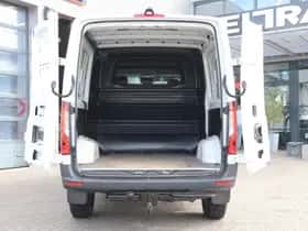 Mercedes-Benz Sprinter (2020) thumbnail 3