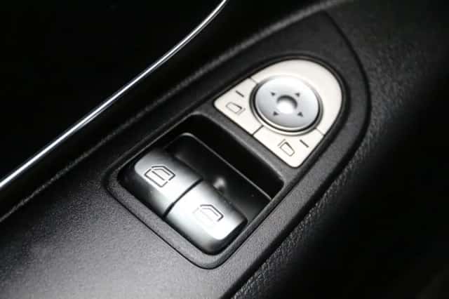 Mercedes-Benz Vito (2024) thumbnail 27