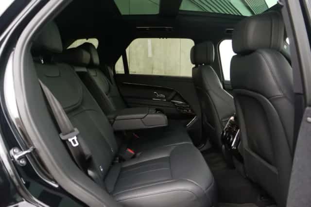 Land Rover Range Rover Sport (2025) thumbnail 31