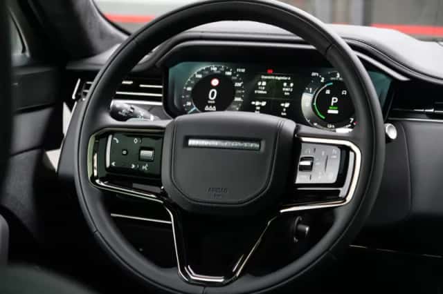 Land Rover Range Rover Sport (2025) thumbnail 5