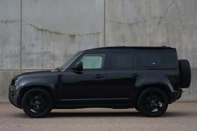 Land Rover Defender (2025) thumbnail 15