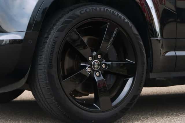 Land Rover Defender (2025) thumbnail 18