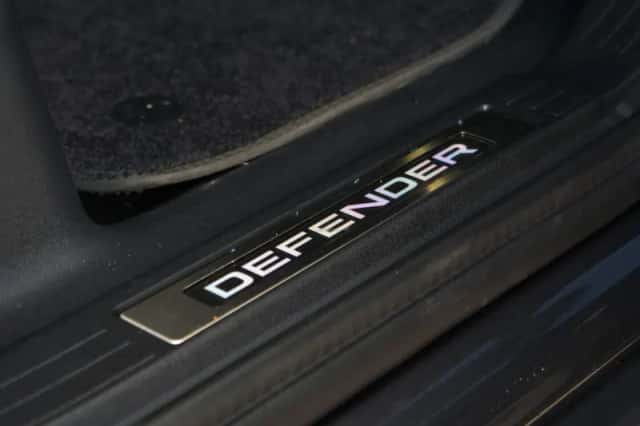 Land Rover Defender (2025) thumbnail 31