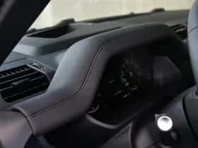 Land Rover Defender (2025) thumbnail 6