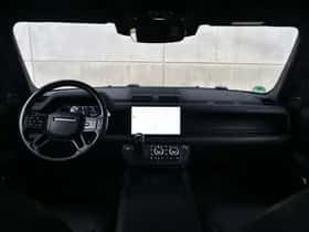 Land Rover Defender (2023) thumbnail 4