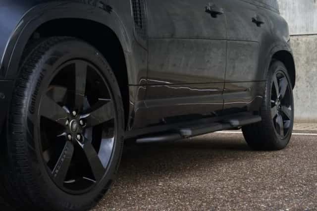 Land Rover Defender (2023) thumbnail 31