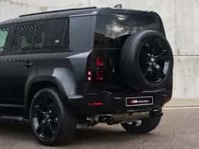 Land Rover Defender (2023) thumbnail 34