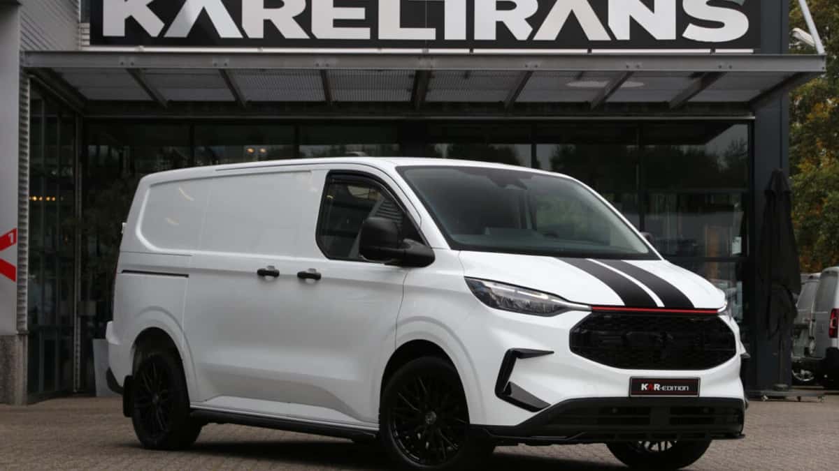 Ford Transit Custom (2024) — foto 1