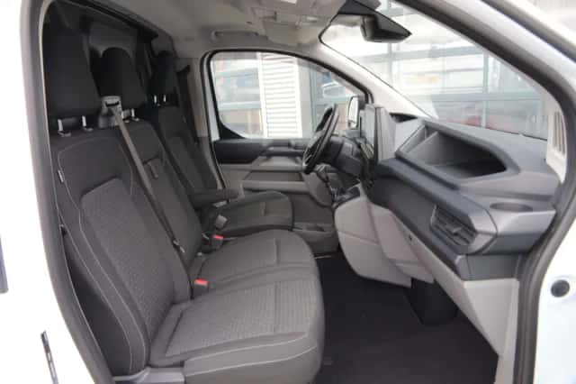 Ford Transit Custom (2024) thumbnail 9