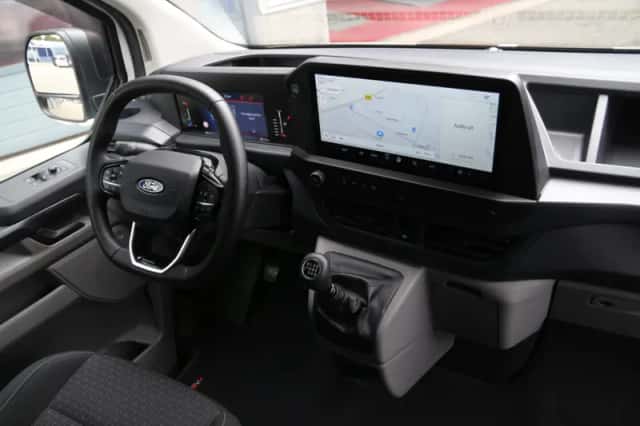 Ford Transit Custom (2024) thumbnail 5