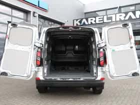 Ford Transit Custom (2024) thumbnail 3